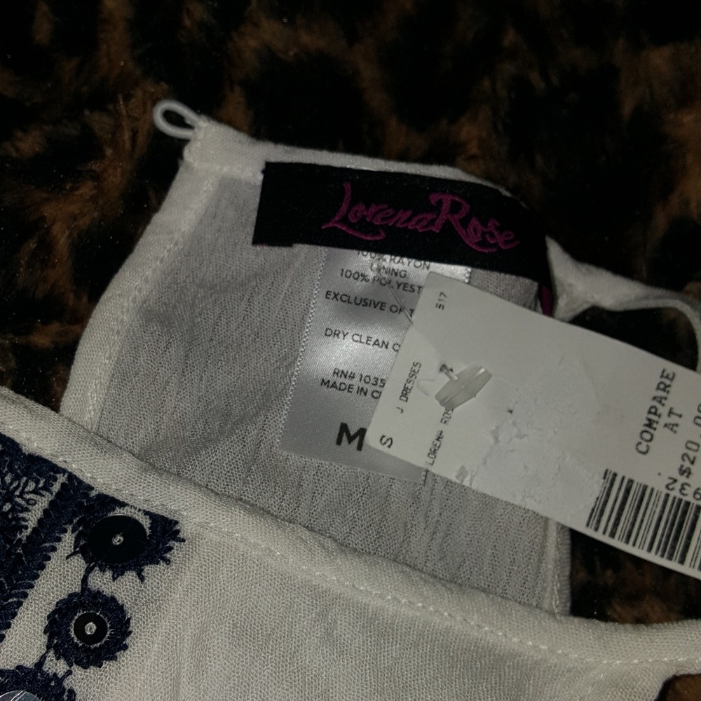Short romper nwt new womans medium - Picture 3 of 5